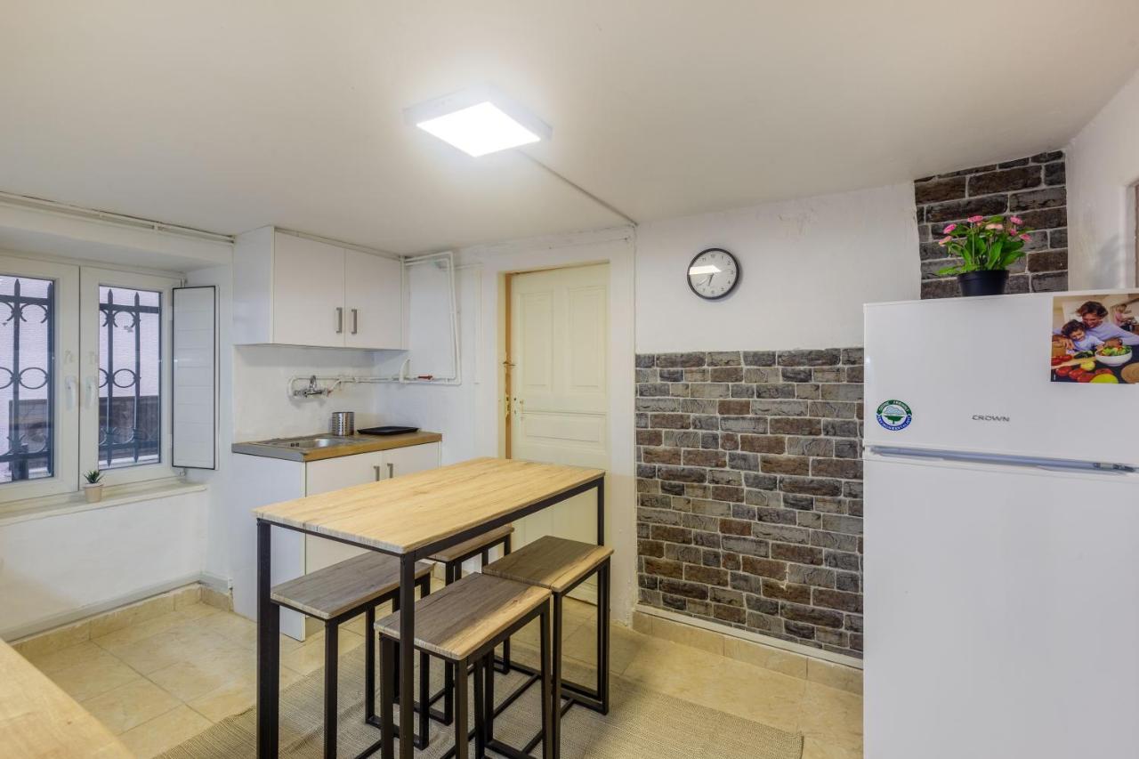 Charming Apartment In The Heart Of Plaka Афины Экстерьер фото